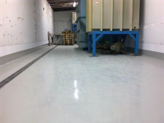 Изпълнение на полиуретанови подове и тераси